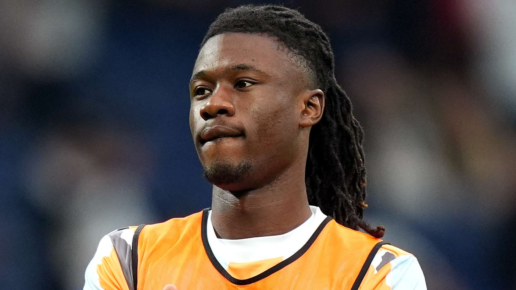 间默契的配 间默契的配